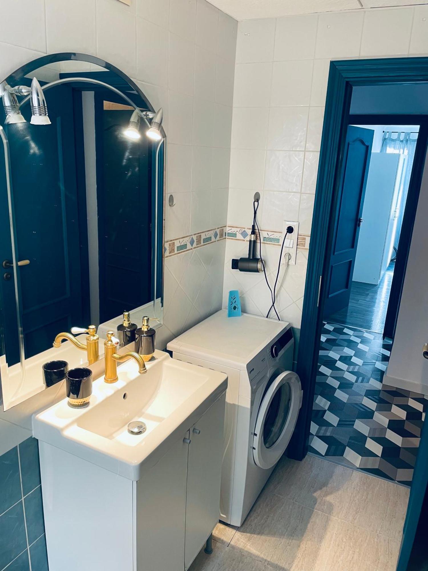 Apartamento Layla - Solo Familias Гандия Экстерьер фото