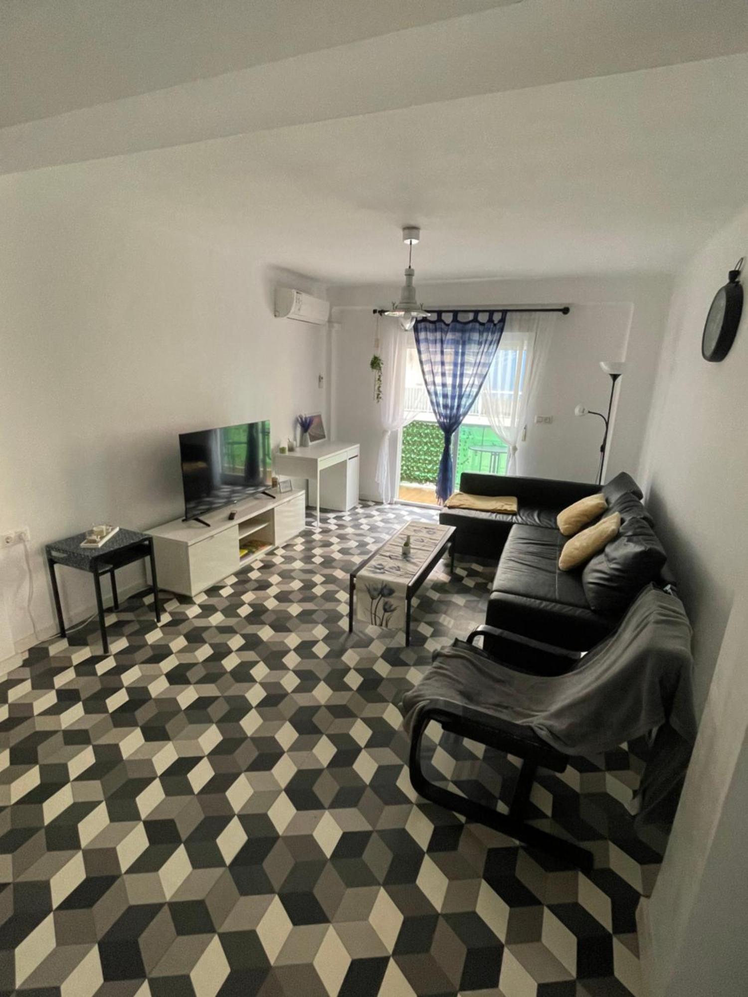 Apartamento Layla - Solo Familias Гандия Экстерьер фото